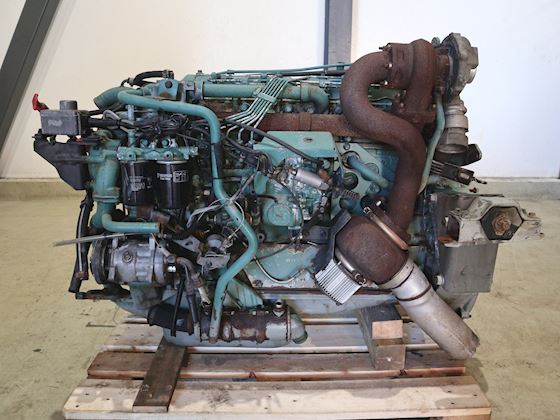 Volvo D6A180 EC96 #1