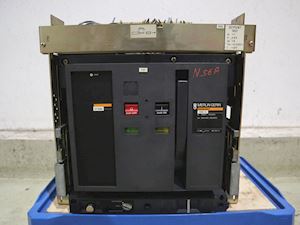 Merlin Gerin Masterpact M32 H1 - 1