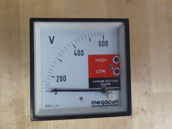 Megacon KEV233  voltmeter #1