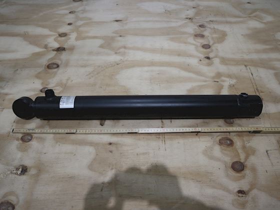 LJM 981-AD - 63/ 40x 565-A #1