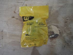 Caterpillar Plunger - 1